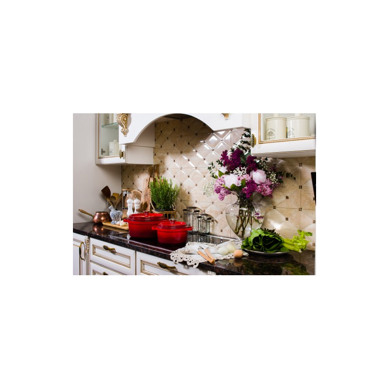 Grandfeu Enamelled Cast Iron Pot in Red, 4.7l. With Lid